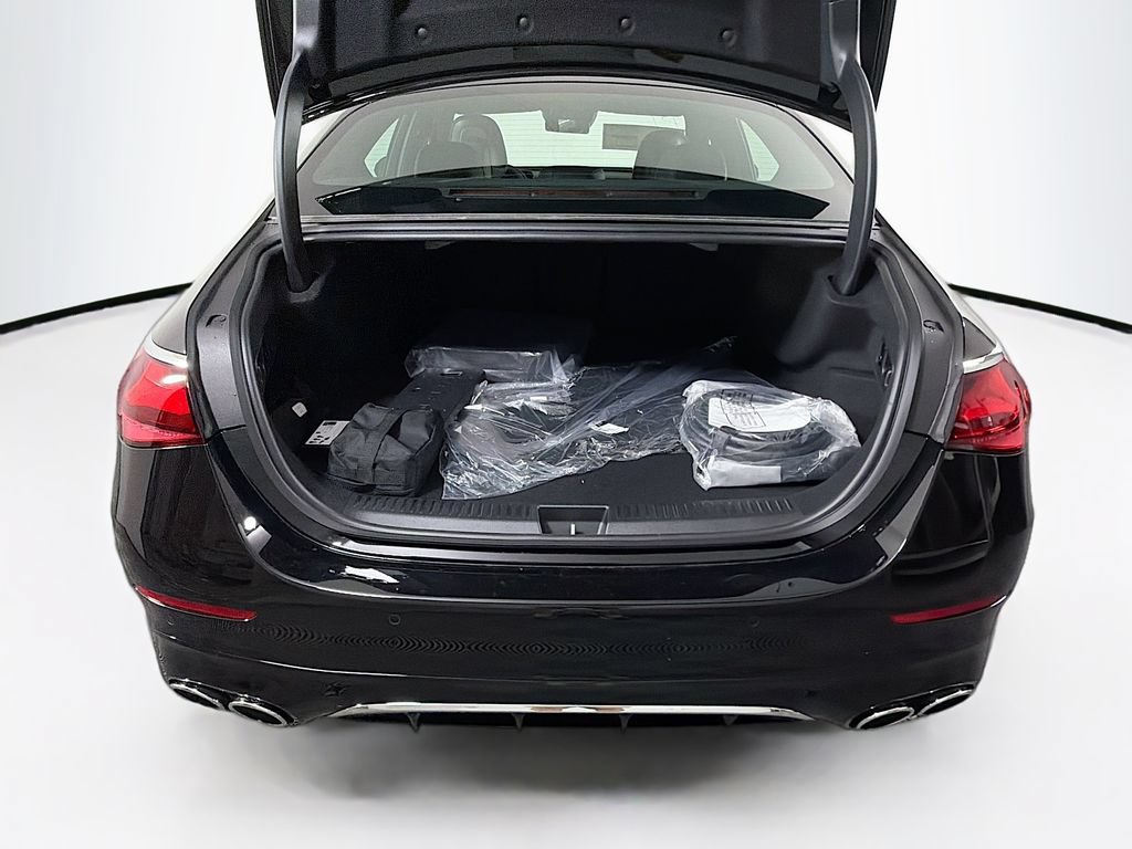New 2026 Mercedes-Benz E 53 AMG e 4MATIC Sedan image 29