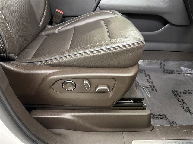 Used 2021 GMC Yukon Denali w/ Denali Ultimate Package image 22