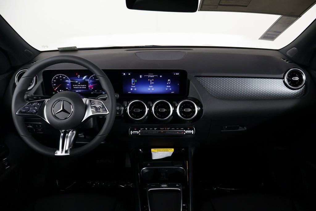 New 2026 Mercedes-Benz GLA 250 image 4