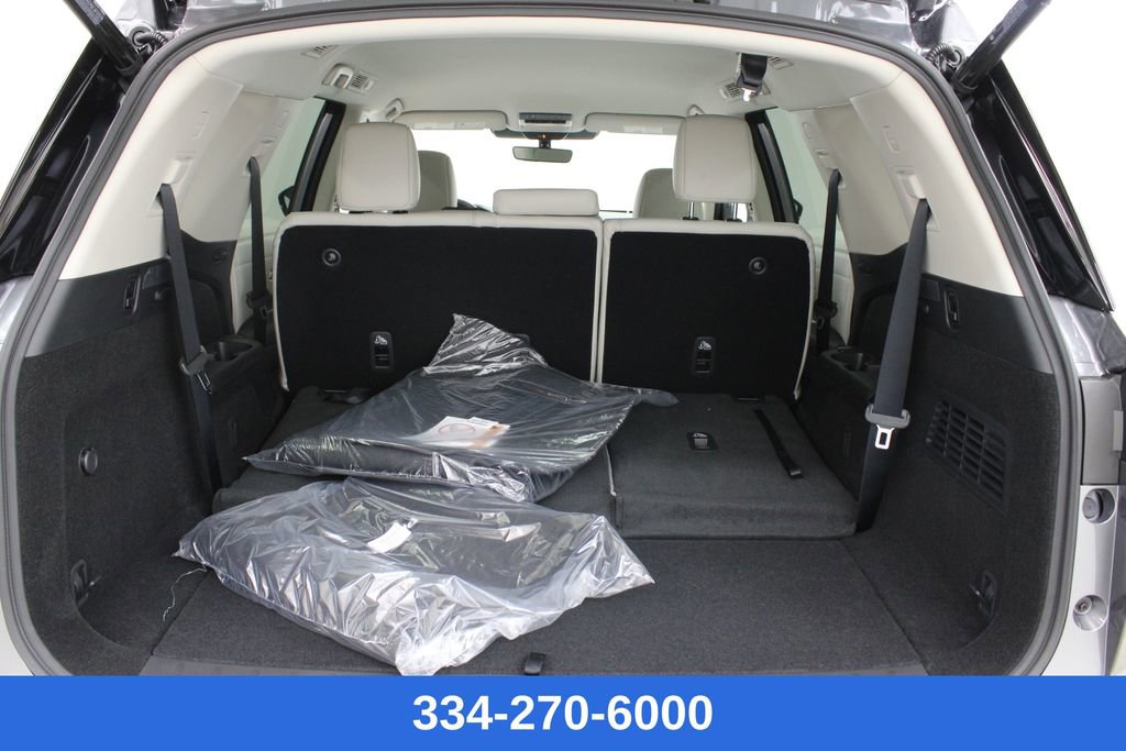 New 2026 Nissan Pathfinder SL image 26