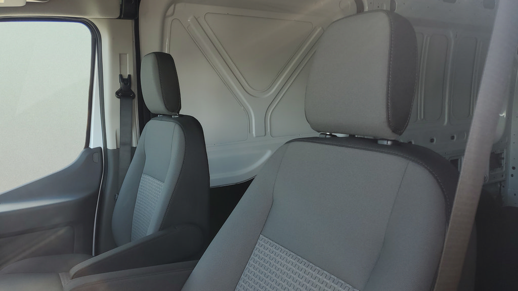 New 2026 Ford Transit 250 148 Medium Roof RWD image 25