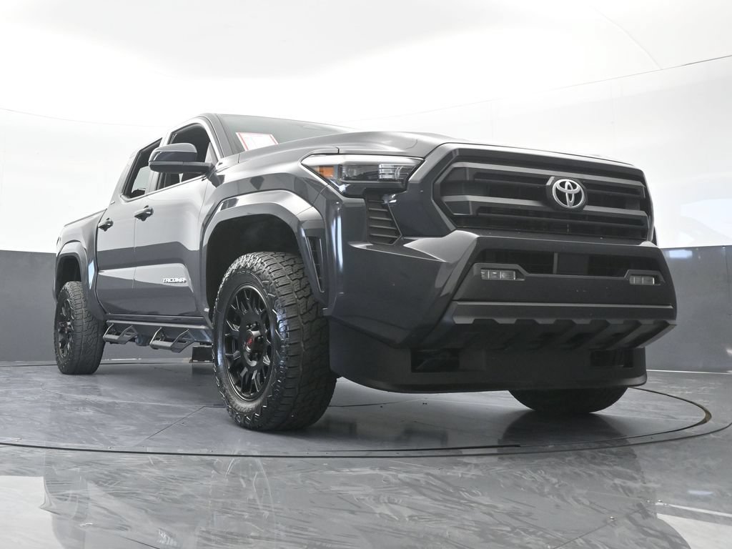 Used 2025 Toyota Tacoma SR5 RWD image 69