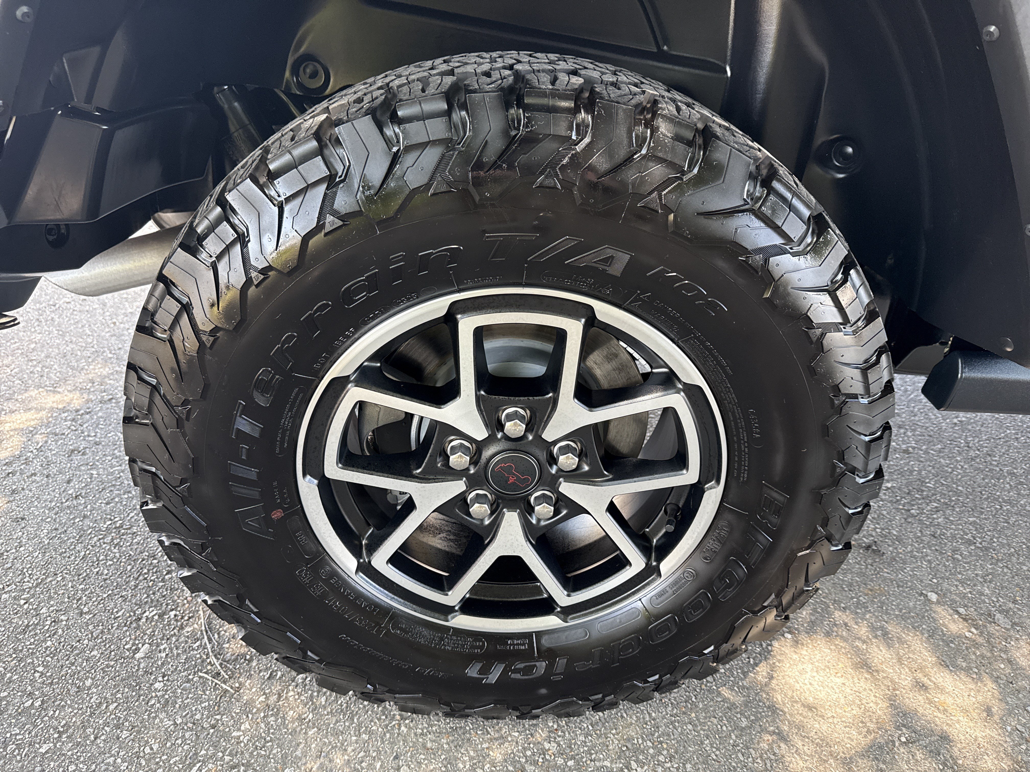 Used 2026 Jeep Wrangler Unlimited Rubicon AWD/4WD image 19