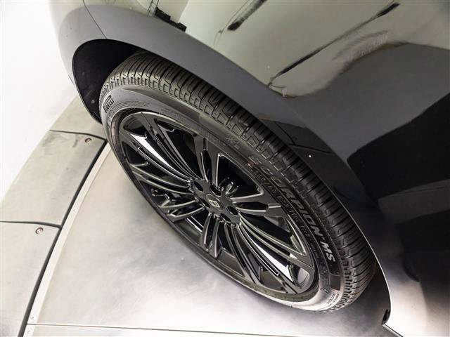 New 2027 Land Rover Range Rover Long Wheelbase SE AWD/4WD image 13