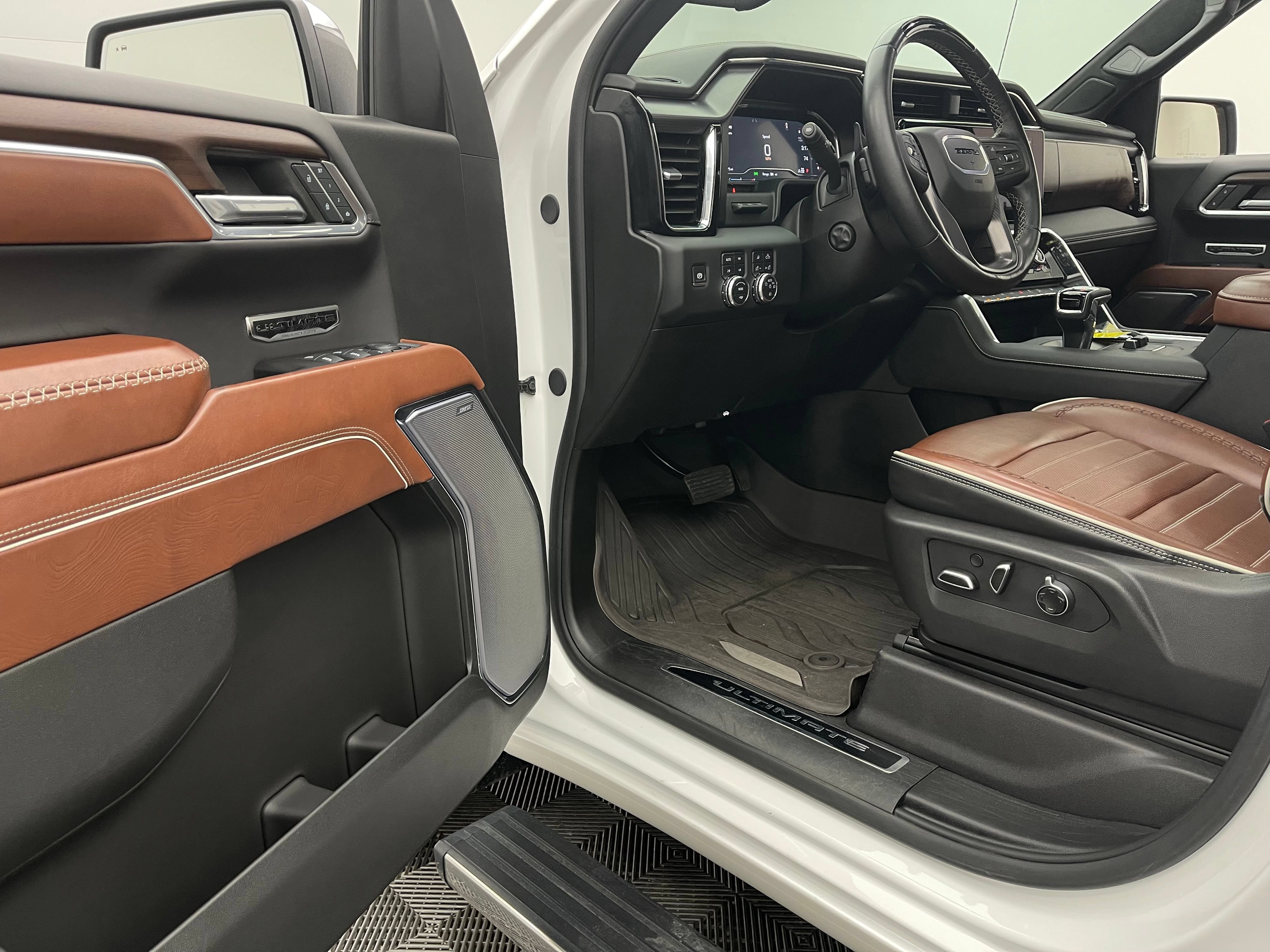 Used 2024 GMC Sierra 1500 Denali Ultimate AWD/4WD image 17