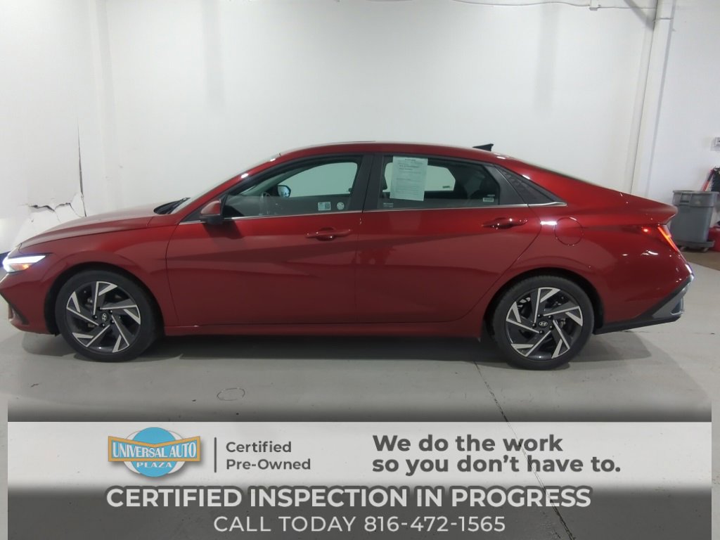 Used 2024 Hyundai Elantra Limited image 1