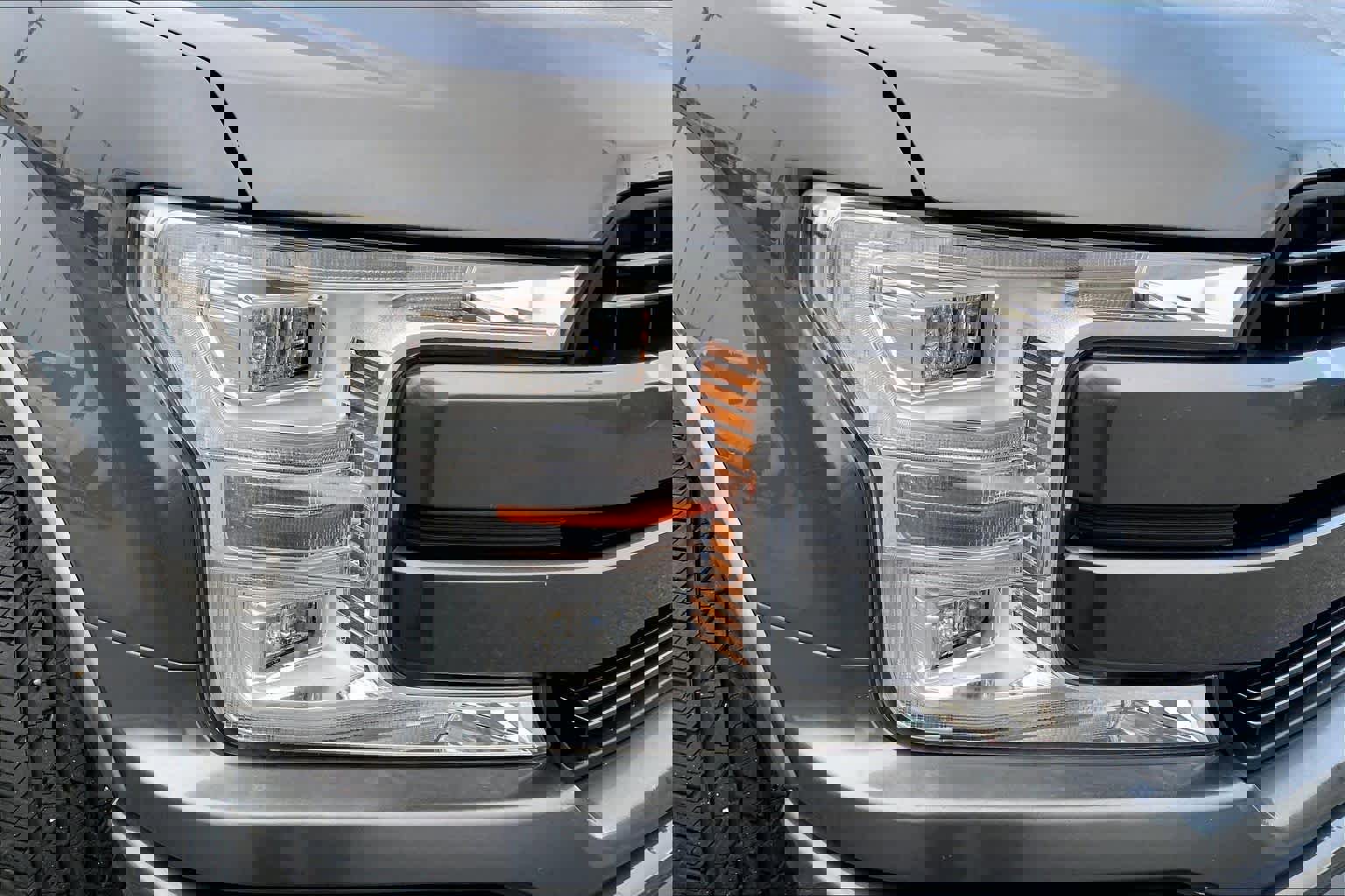 Used 2019 Ford F150 Lariat w/ Equipment Group 502A Luxury image 25