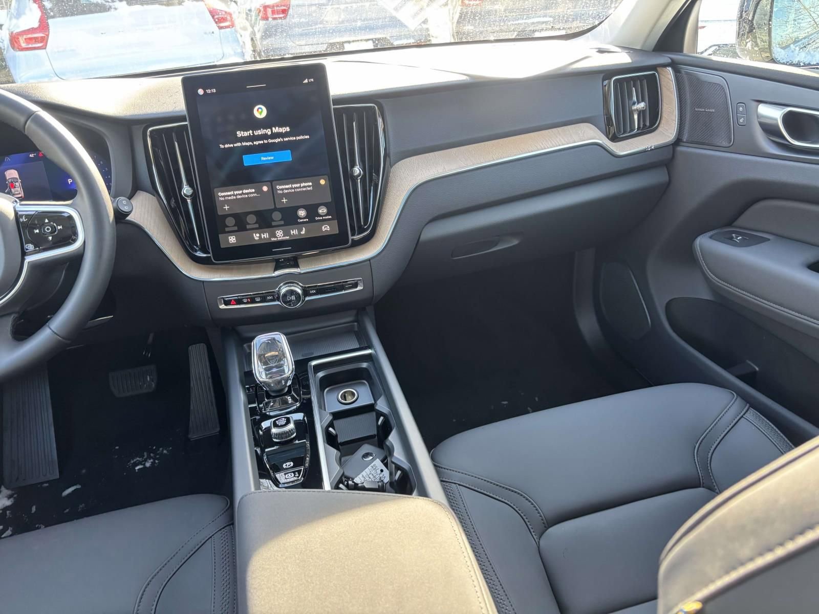 New 2026 Volvo XC60 B5 Plus w/ Protection Package Premier image 30