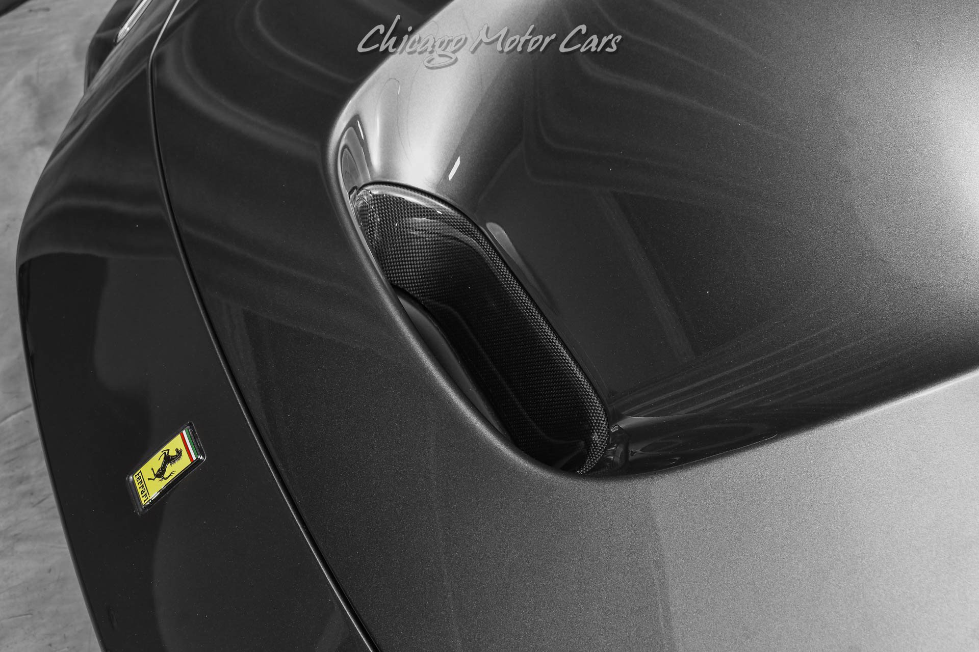 Used 2022 Ferrari F8 Tributo image 34