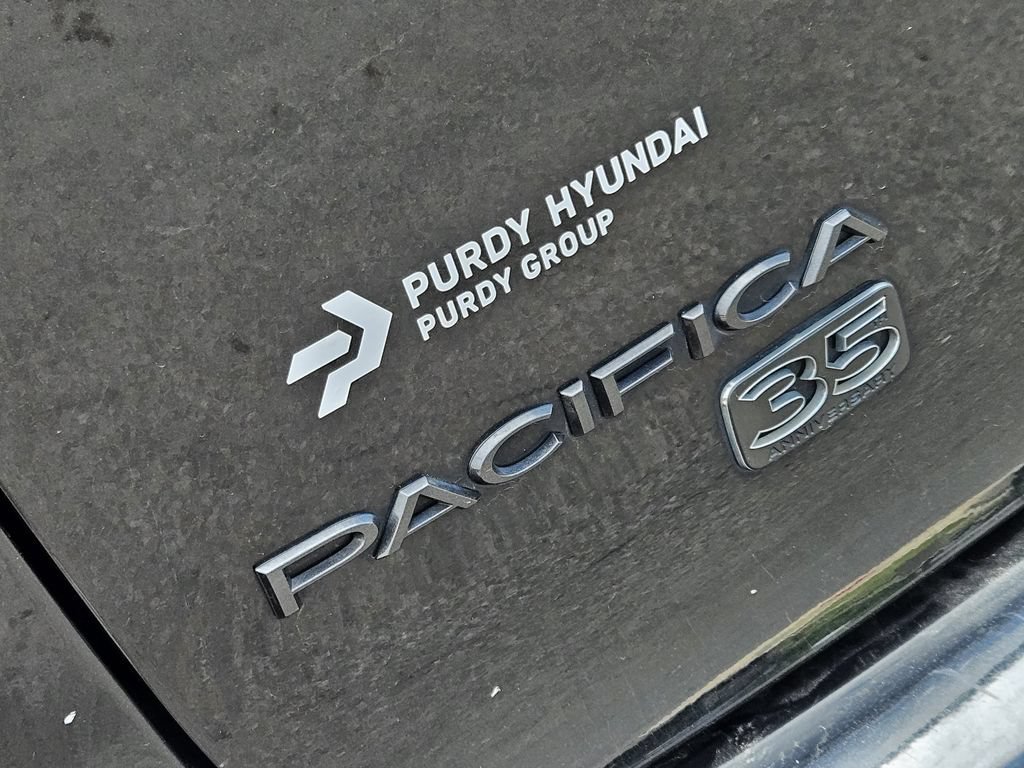 Used 2020 Chrysler Pacifica Limited FWD image 7