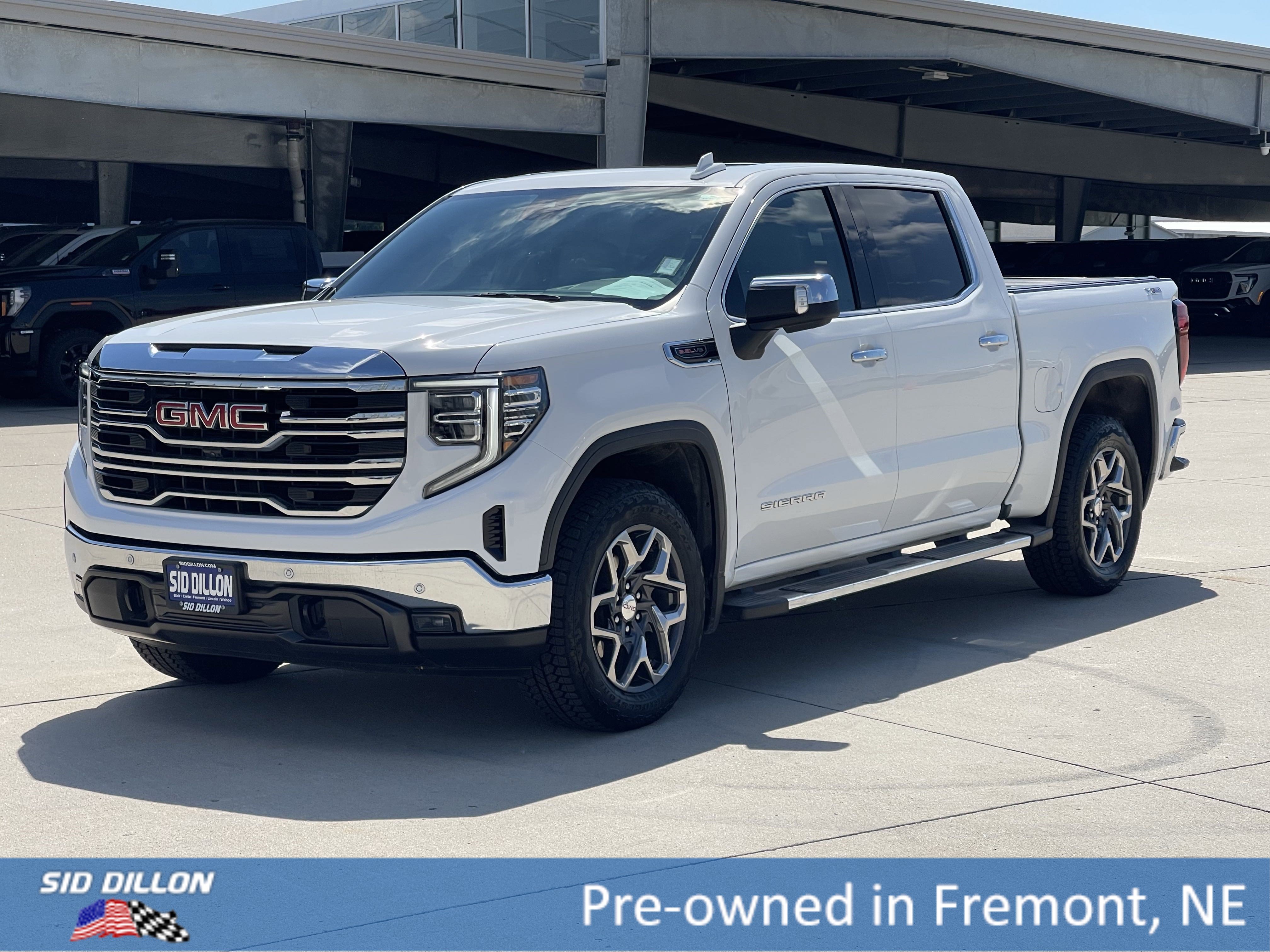 Used 2024 GMC Sierra 1500 SLT w/ SLT Premium Plus Package image 1