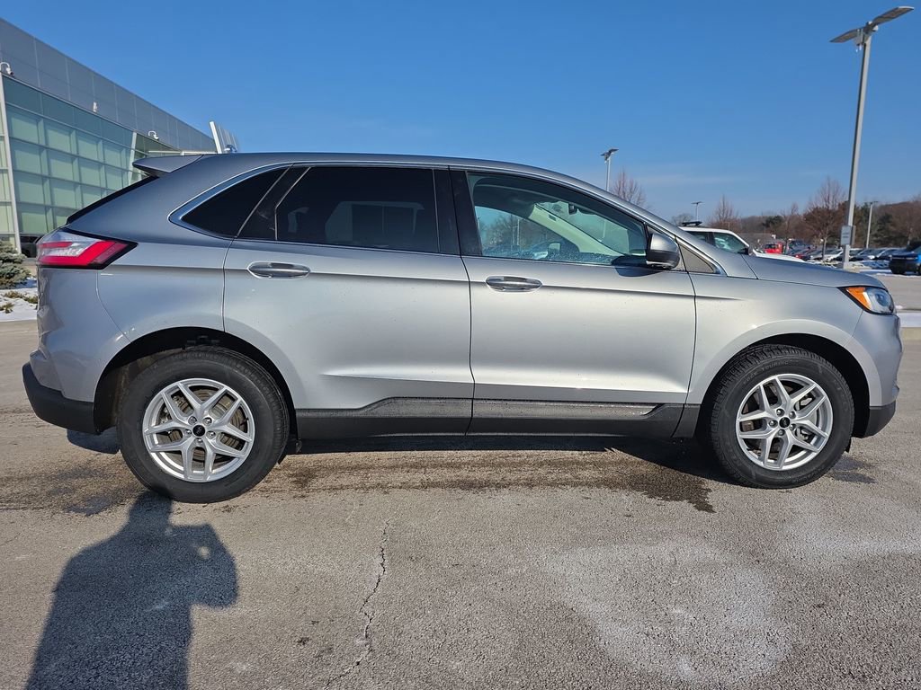 Used 2024 Ford Edge SEL w/ Convenience Package image 8