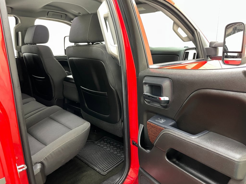 Used 2015 GMC Sierra 1500 SLE w/ SLE Value Package image 38