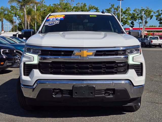 Used 2025 Chevrolet Silverado 1500 LT w/ Protection Package AWD/4WD image 2