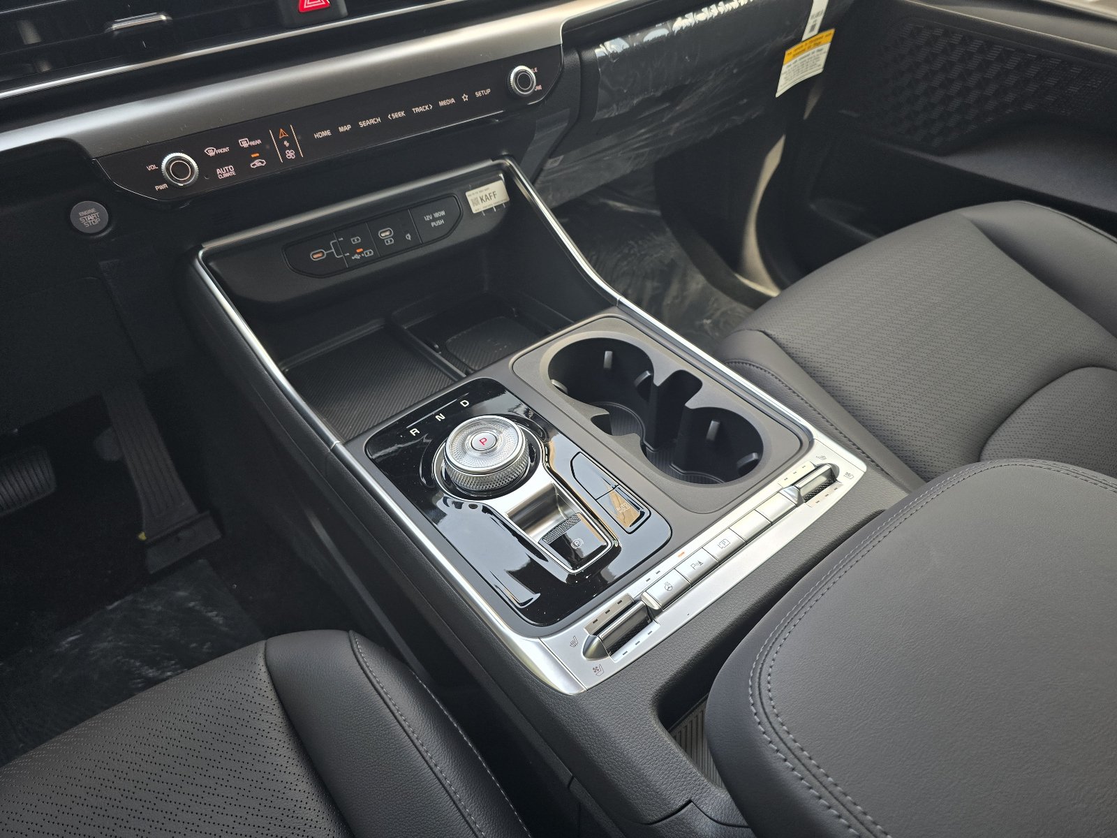 New 2027 Kia Carnival SX Prestige FWD image 9