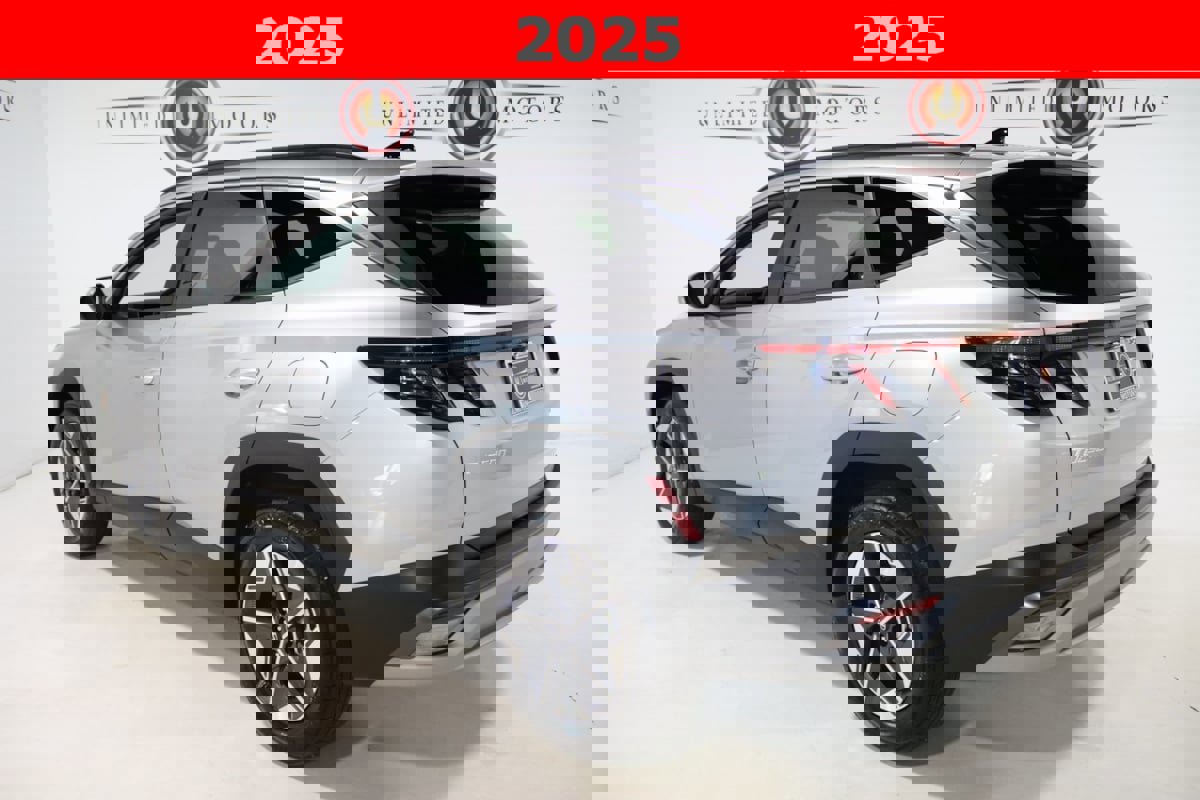 Used 2025 Hyundai Tucson SEL image 3