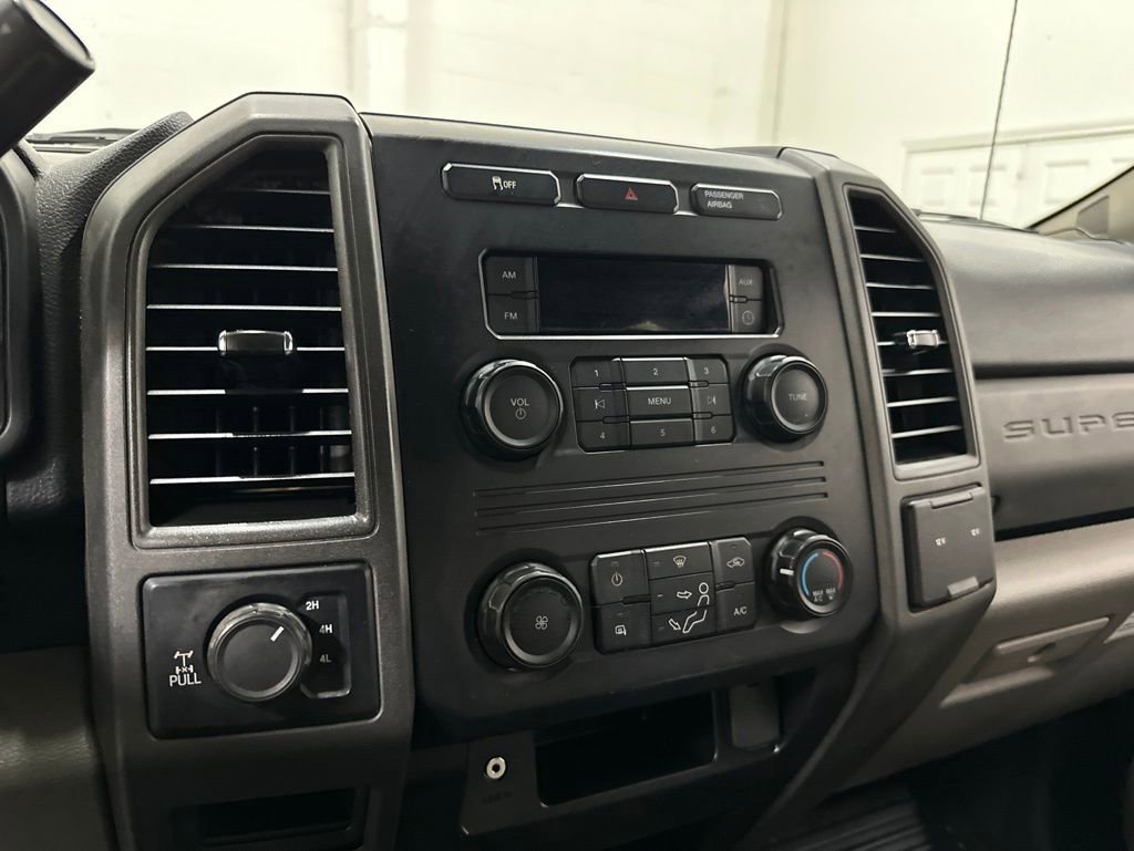 Used 2017 Ford F250 XL w/ Power Equipment Group AWD/4WD image 36