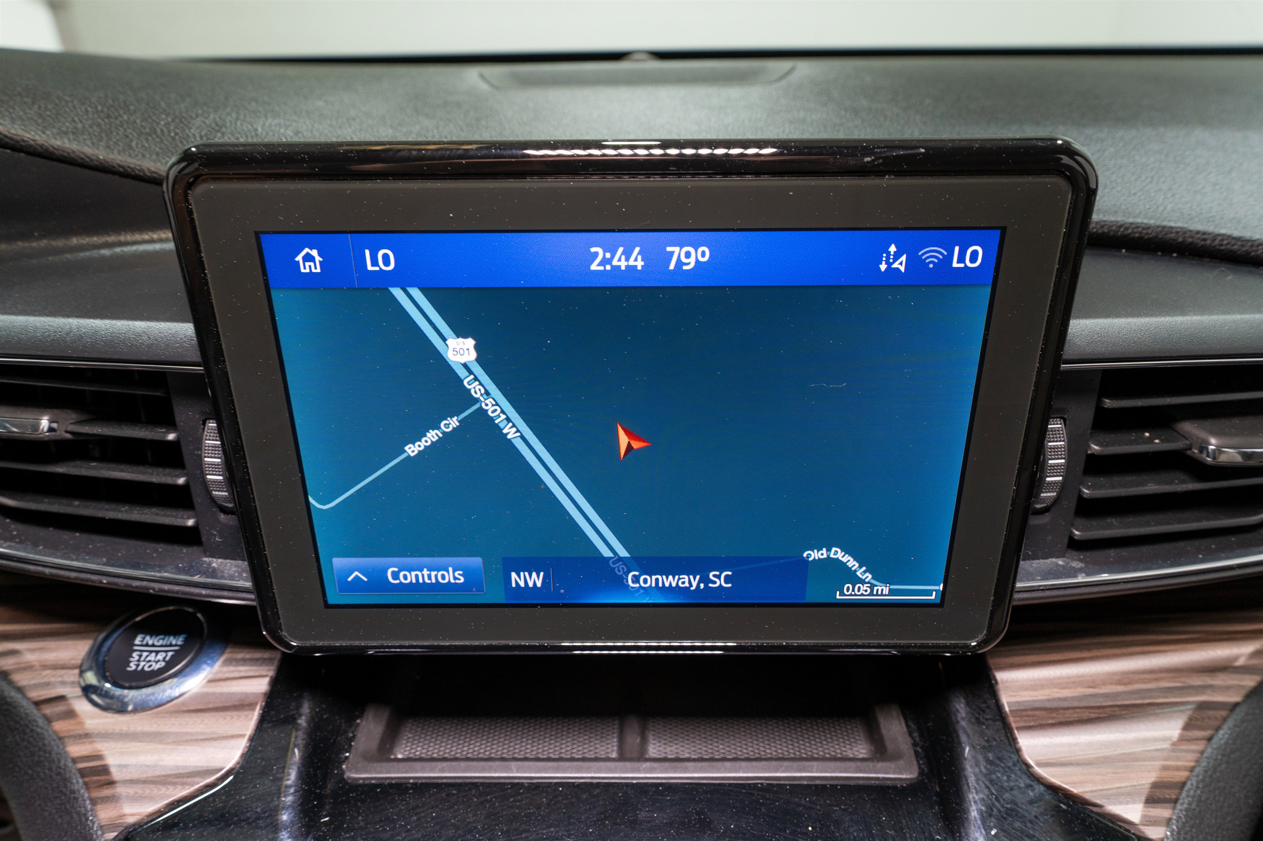 Used 2022 Ford Explorer Limited w/ Equipment Group 301A image 17