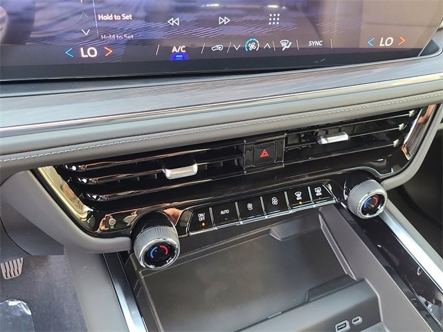 New 2026 Chevrolet Suburban LS w/ LPO, Dark Essentials Package image 33