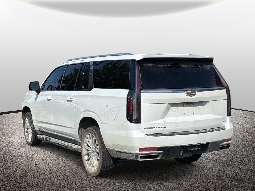 Used 2022 Cadillac Escalade ESV Premium Luxury AWD/4WD image 3