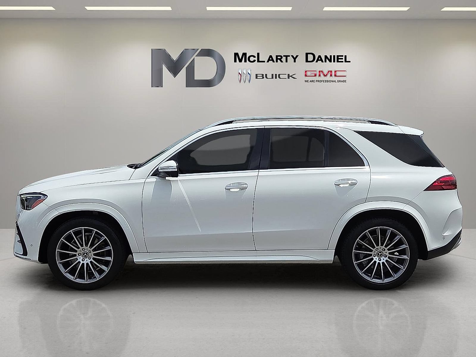 Used 2024 Mercedes-Benz GLE 350 4MATIC video 2