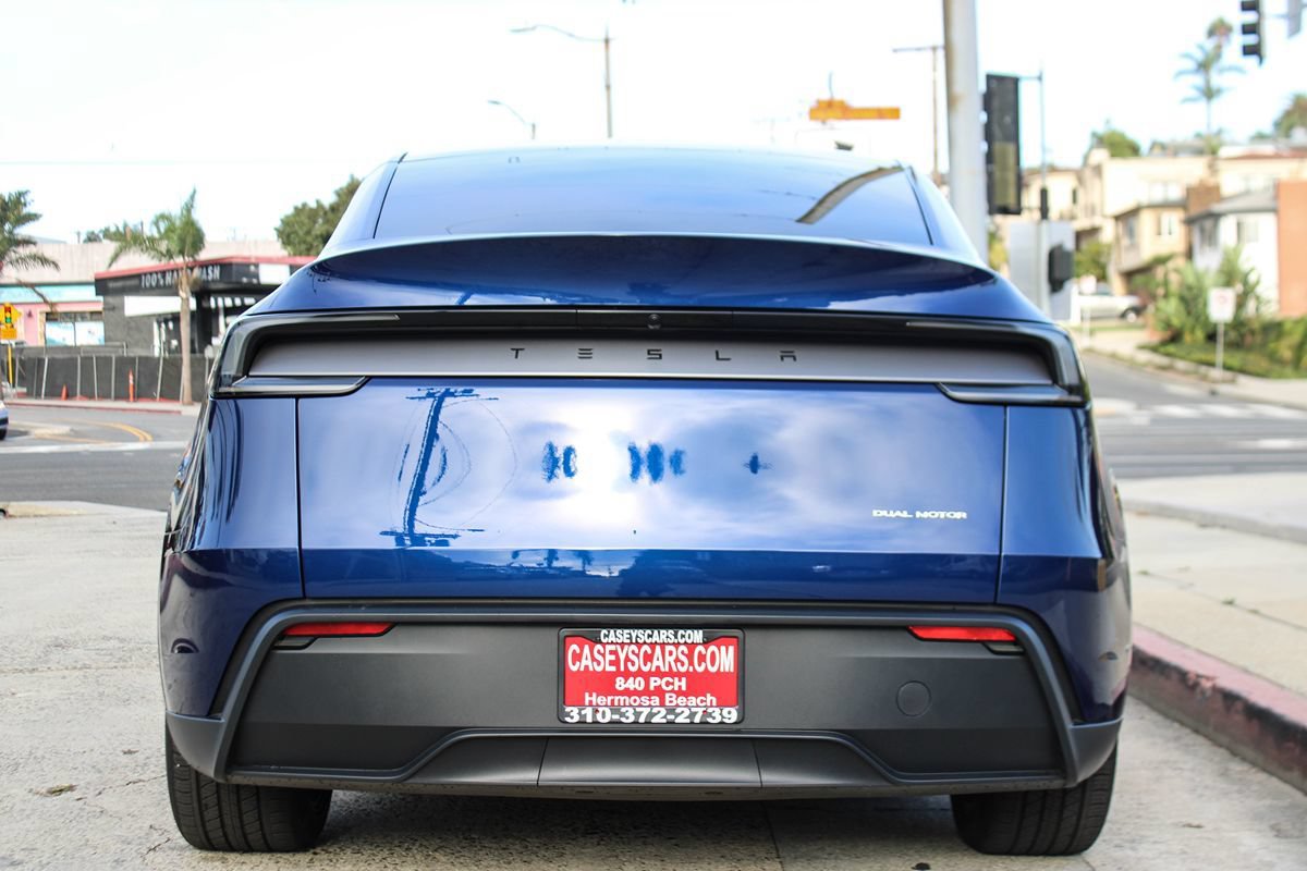 Used 2026 Tesla Model Y Long Range AWD/4WD image 5
