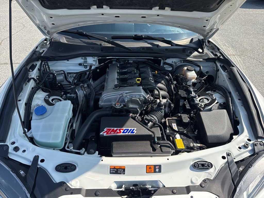 Used 2021 MAZDA MX-5 Miata Sport w/ Appearance Package image 30