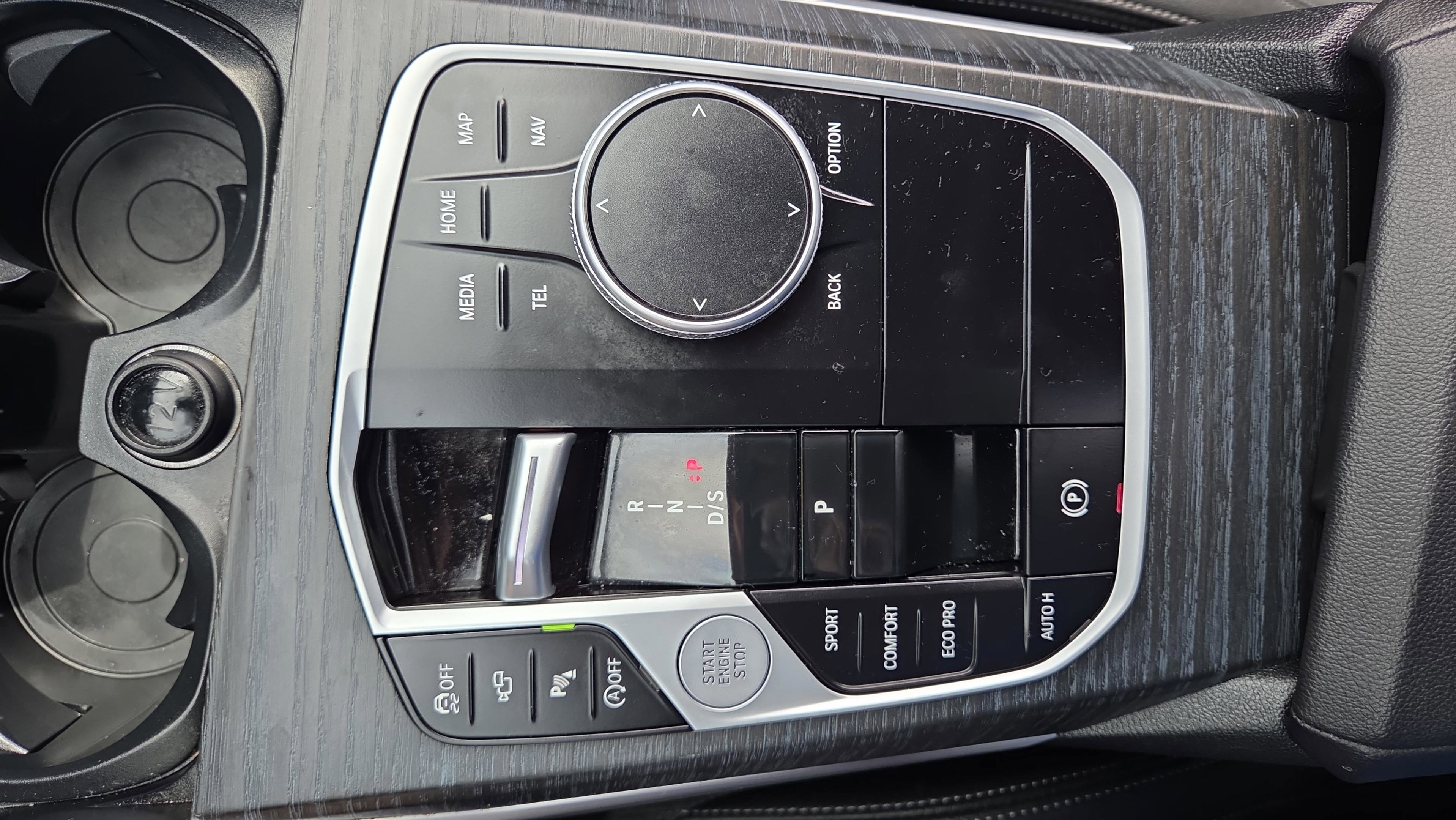 Certified 2025 BMW M440i Coupe image 32