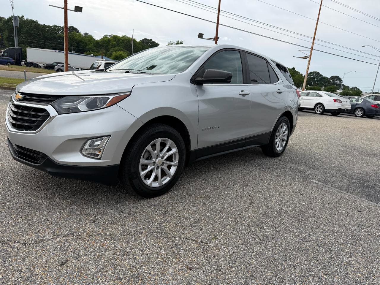 Used 2021 Chevrolet Equinox LS w/ LS Convenience Package FWD image 12