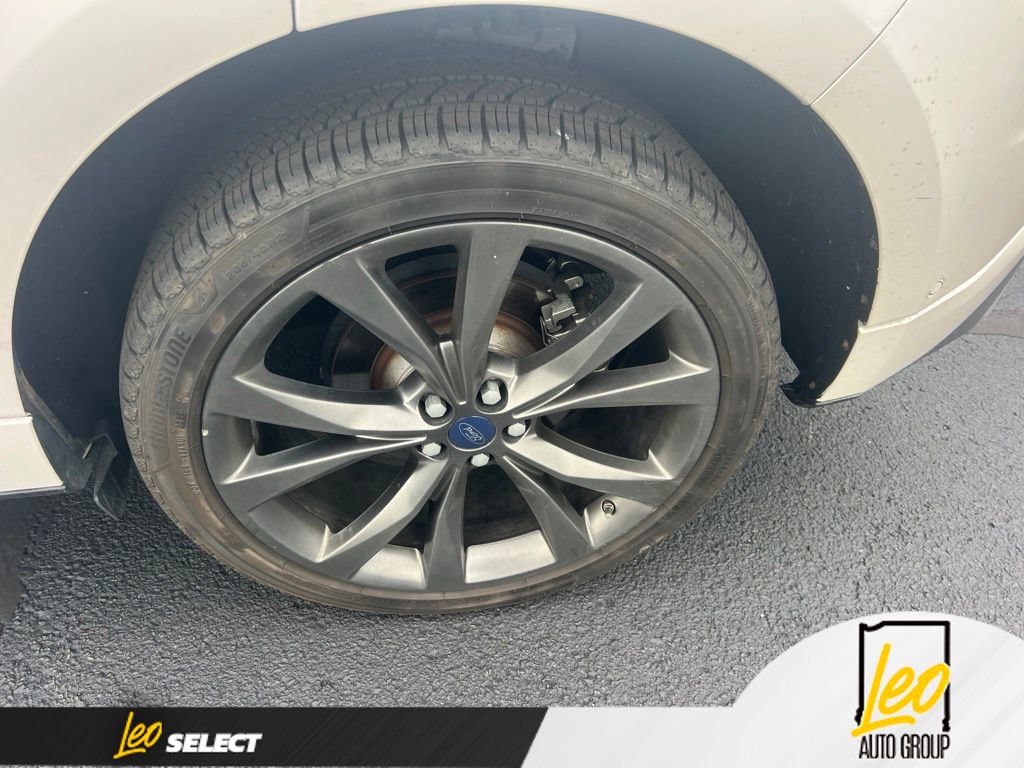 Used 2016 Ford Edge Sport w/ Equipment Group 401A AWD/4WD image 9