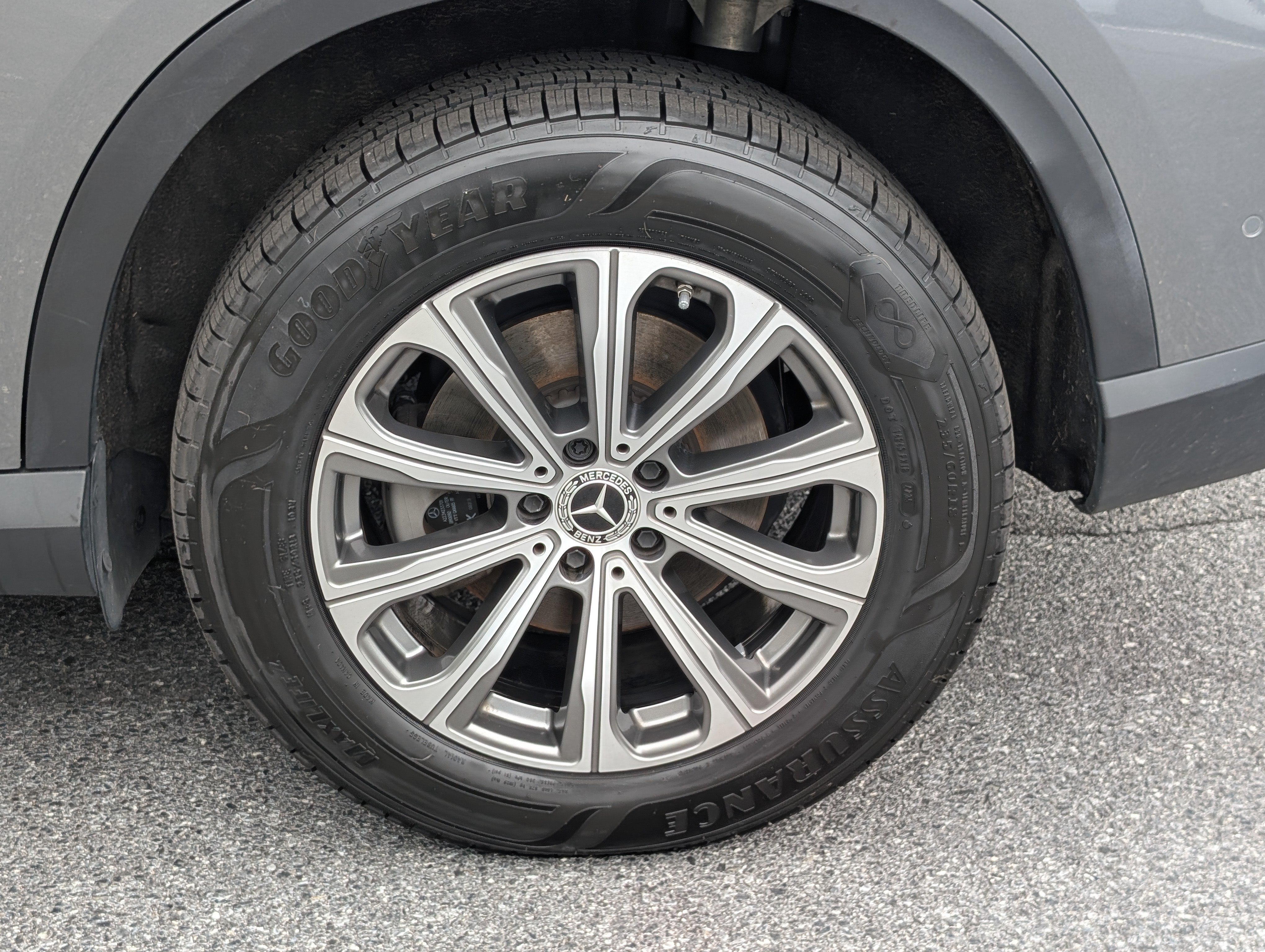 Used 2023 Mercedes-Benz GLC 300 4MATIC image 10