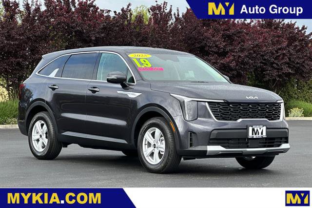 New 2025 Kia Sorento LX