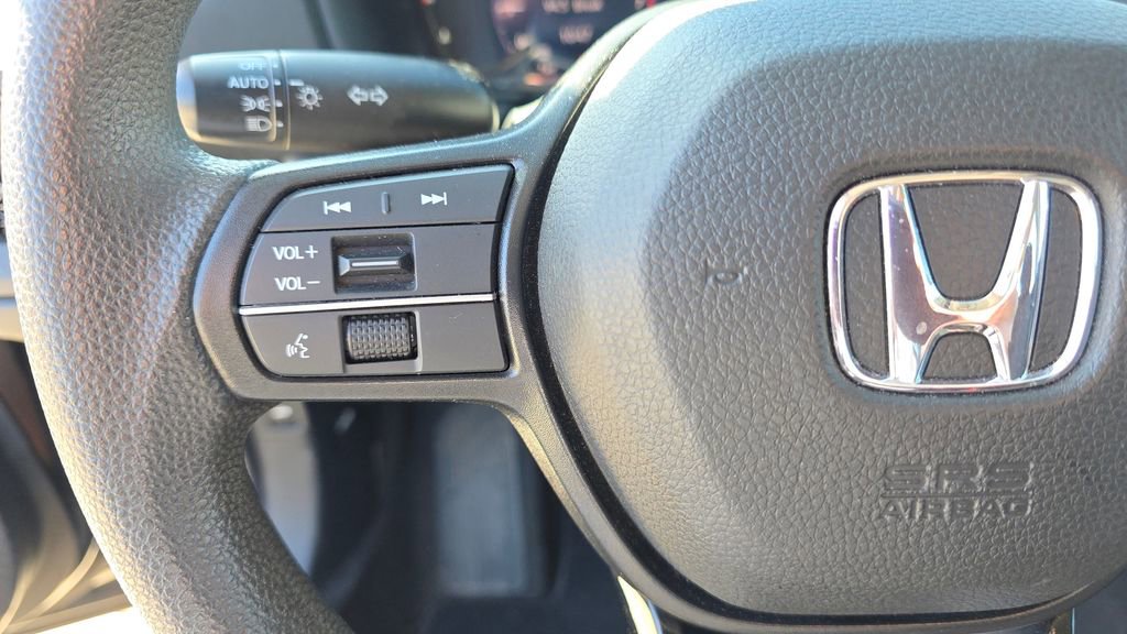 Used 2023 Honda Accord EX image 16