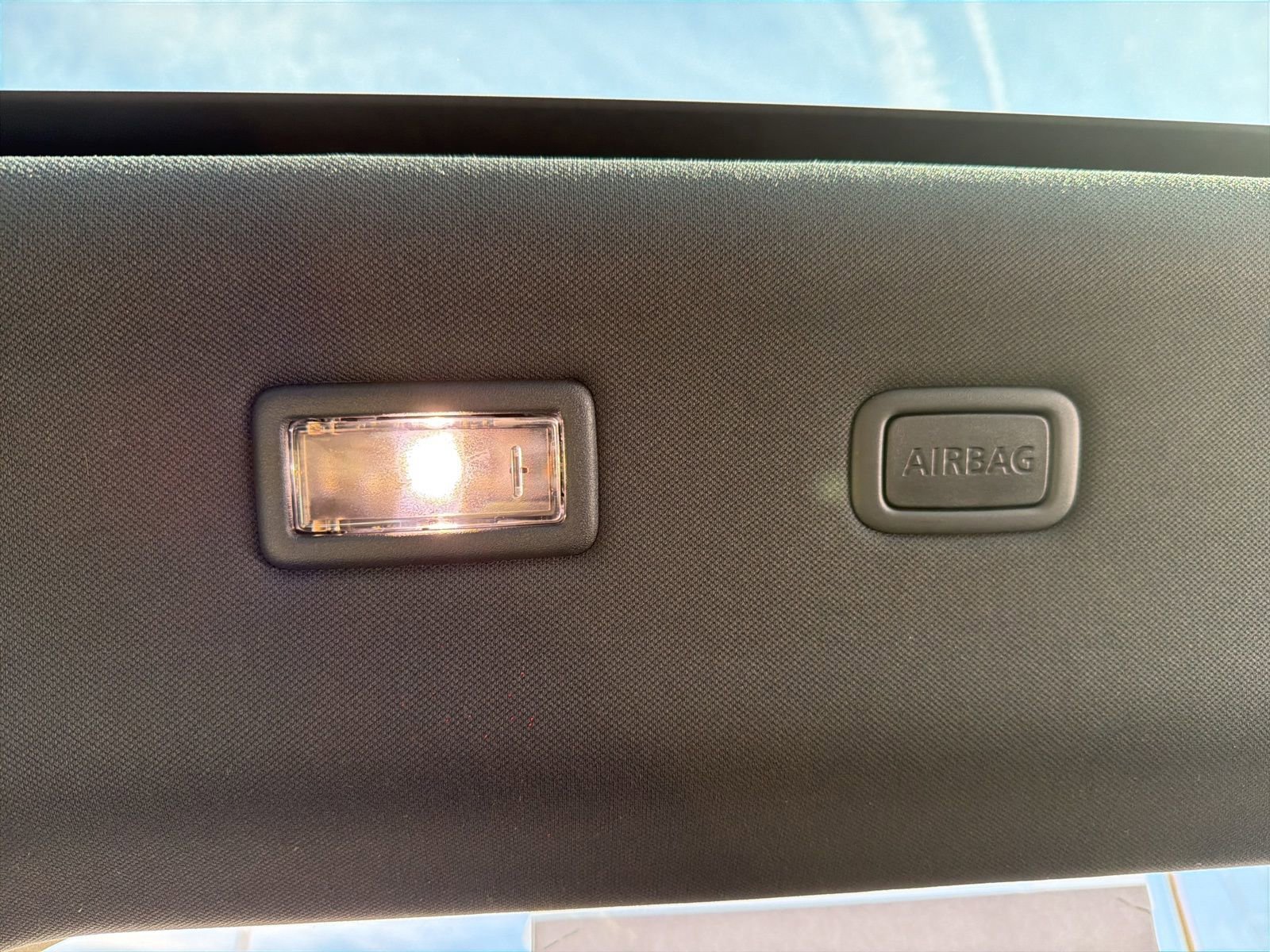 Used 2023 Land Rover Range Rover Evoque R-Dynamic SE image 83