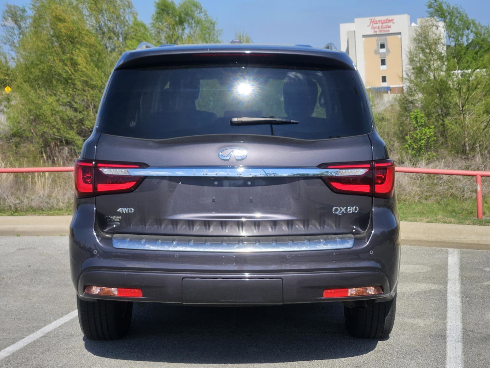 Used 2024 INFINITI QX80 Luxe image 5