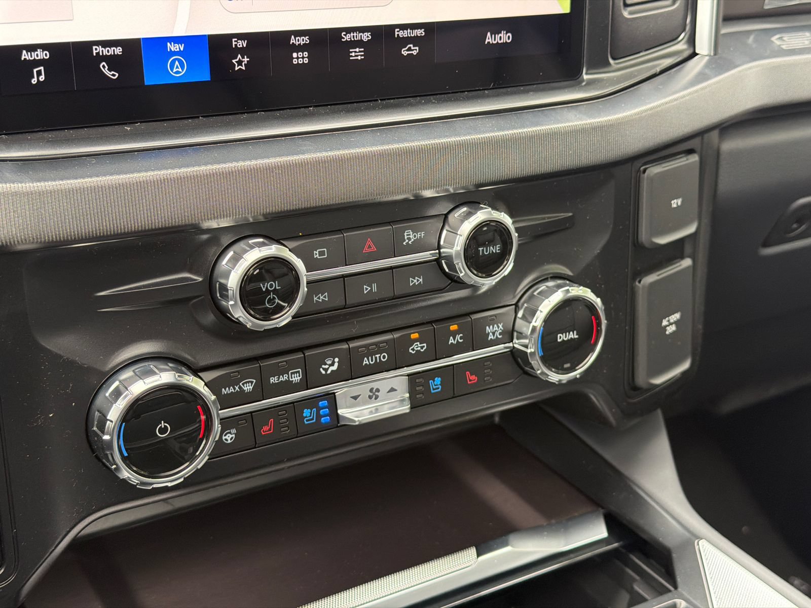 New 2026 Ford F350 Platinum AWD/4WD image 30