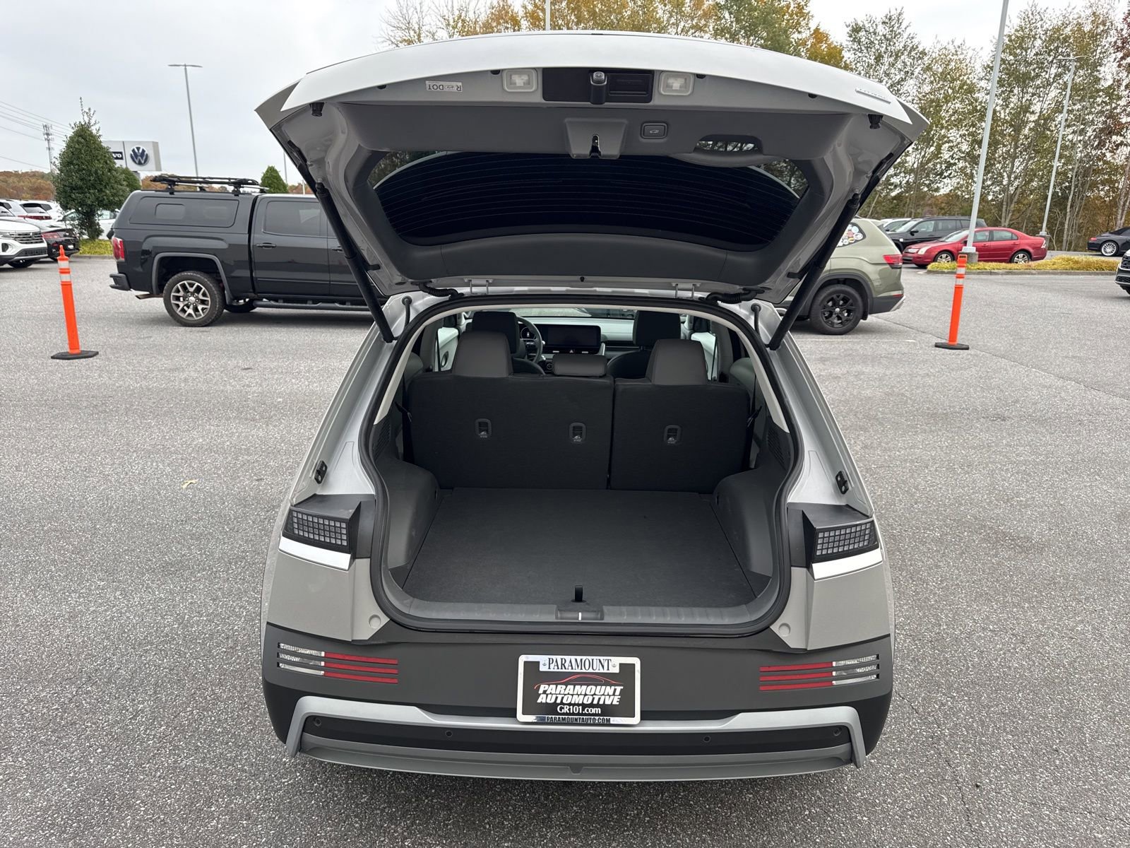 Used 2025 Hyundai Ioniq 5 SEL image 9