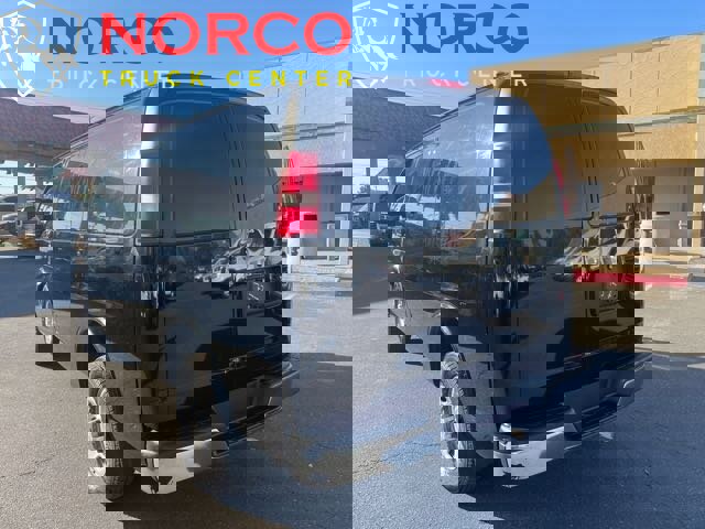 Used 2015 Chevrolet Express 2500 image 22