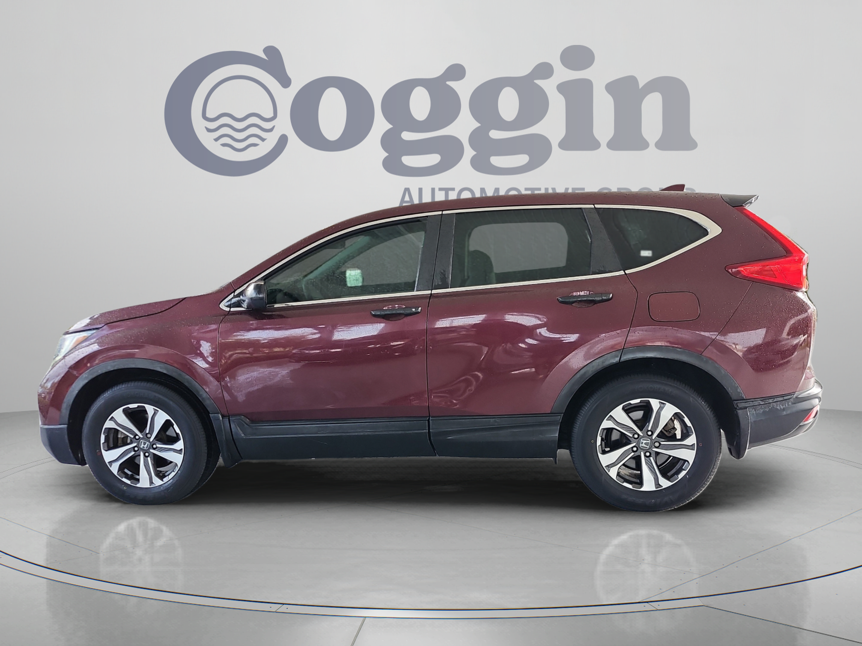 Used 2018 Honda CR-V LX image 2