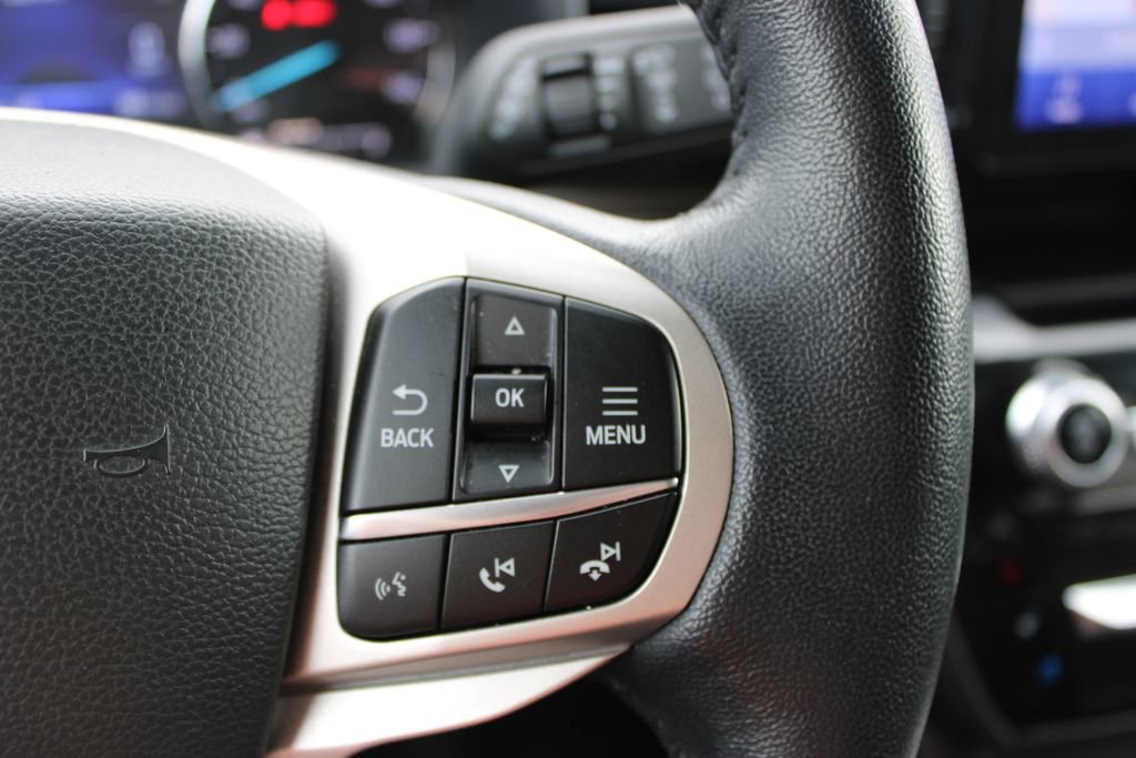 Used 2023 Ford Explorer Limited AWD/4WD image 43