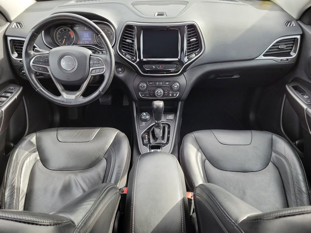 Used 2020 Jeep Cherokee Limited image 16