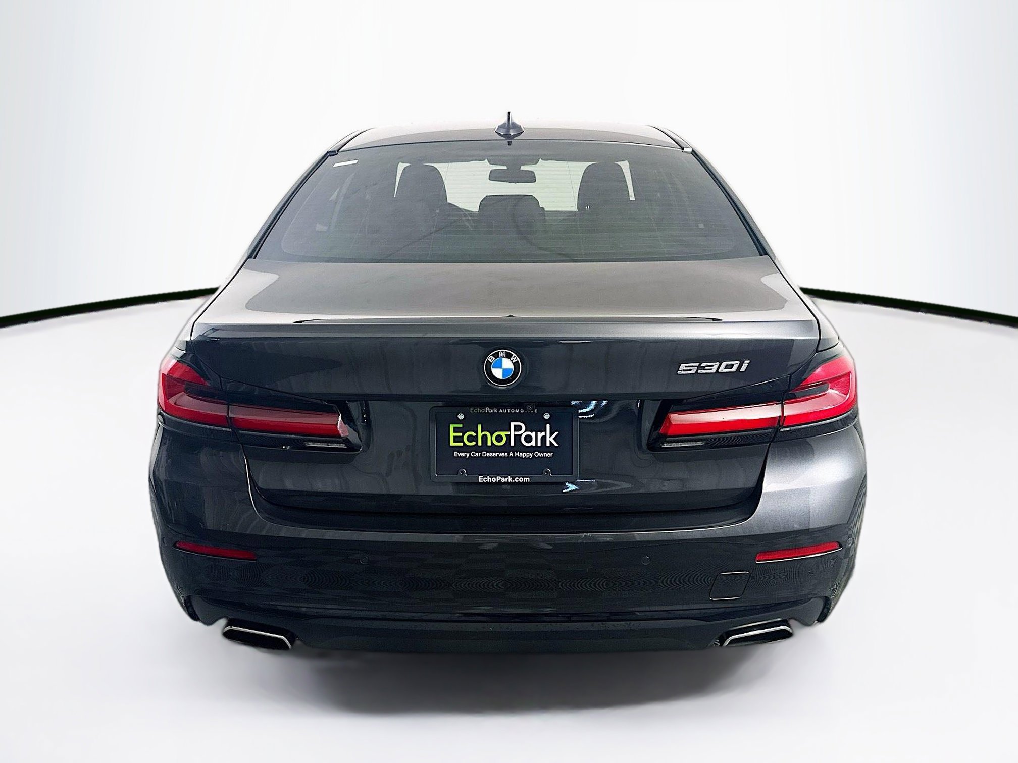 Used 2023 BMW 530i w/ Premium Package image 7