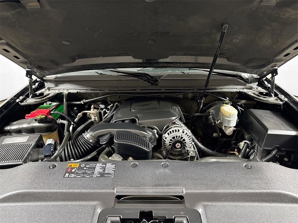 Used 2012 Cadillac Escalade ESV Platinum image 32