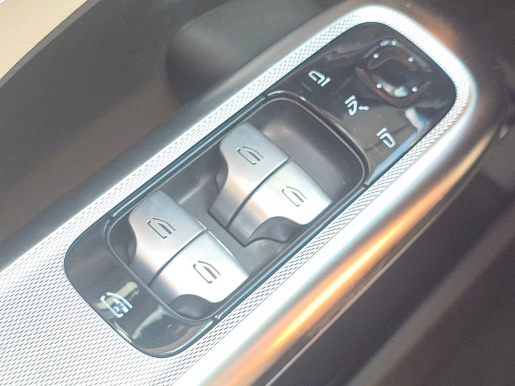 New 2027 Mercedes-Benz E 350 4MATIC Sedan image 28