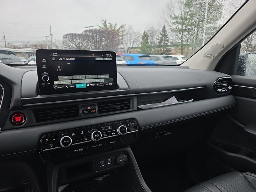 Used 2023 Honda Pilot Elite image 20