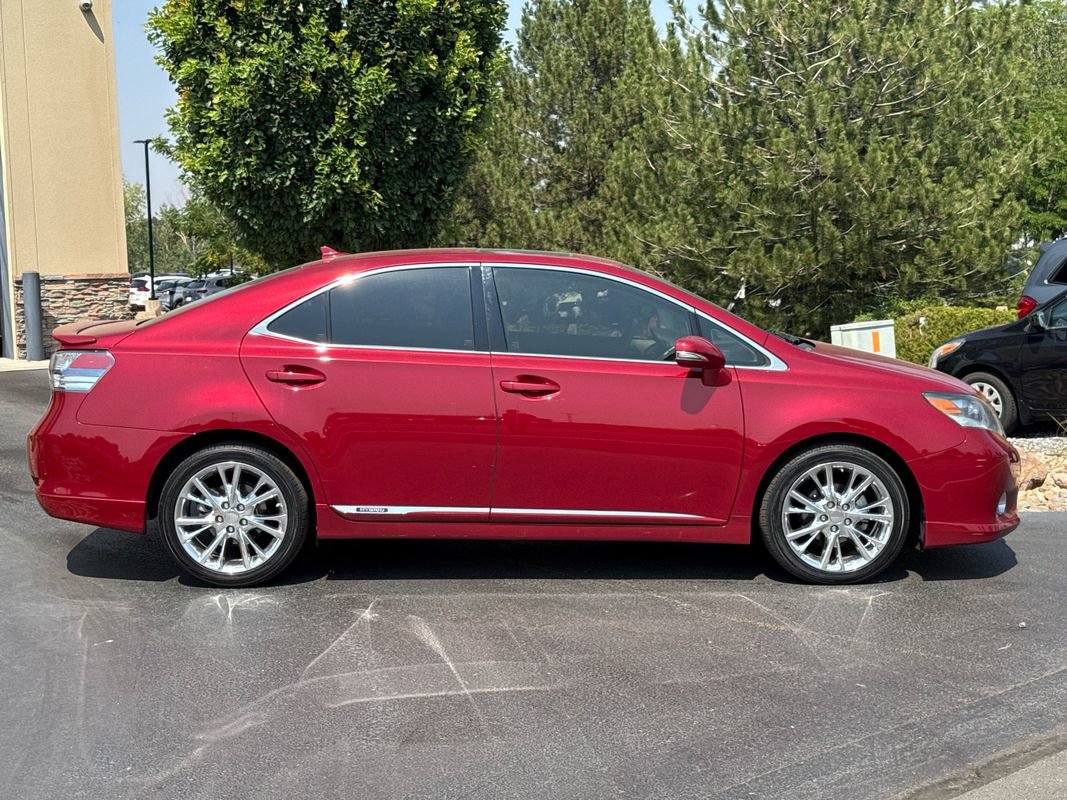 Used 2010 Lexus HS 250h Premium w/ Preferred Accessory Package FWD image 6