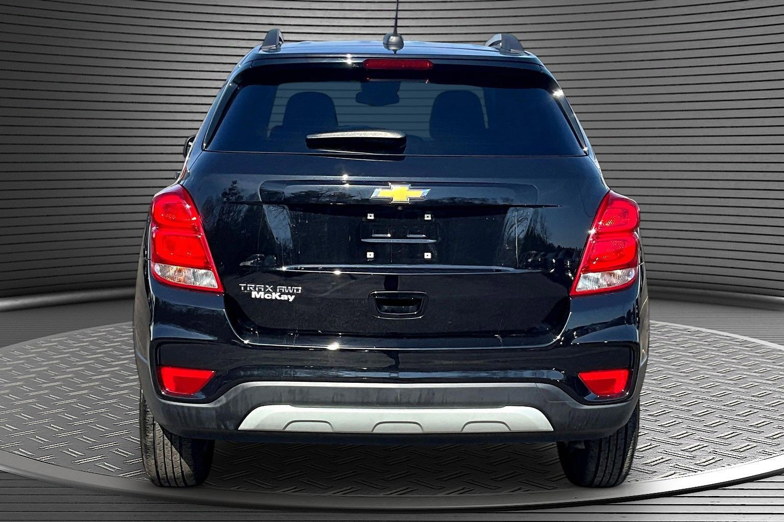 Used 2022 Chevrolet Trax LT w/ LT Convenience Package image 5