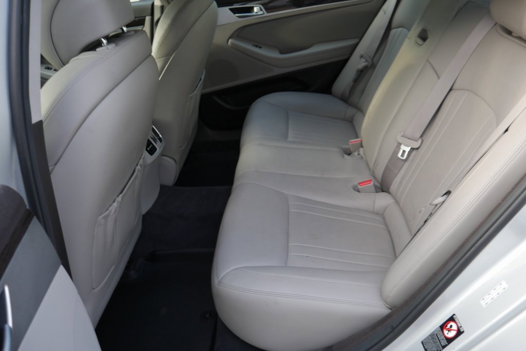 Used 2018 Genesis G80 3.8 image 27