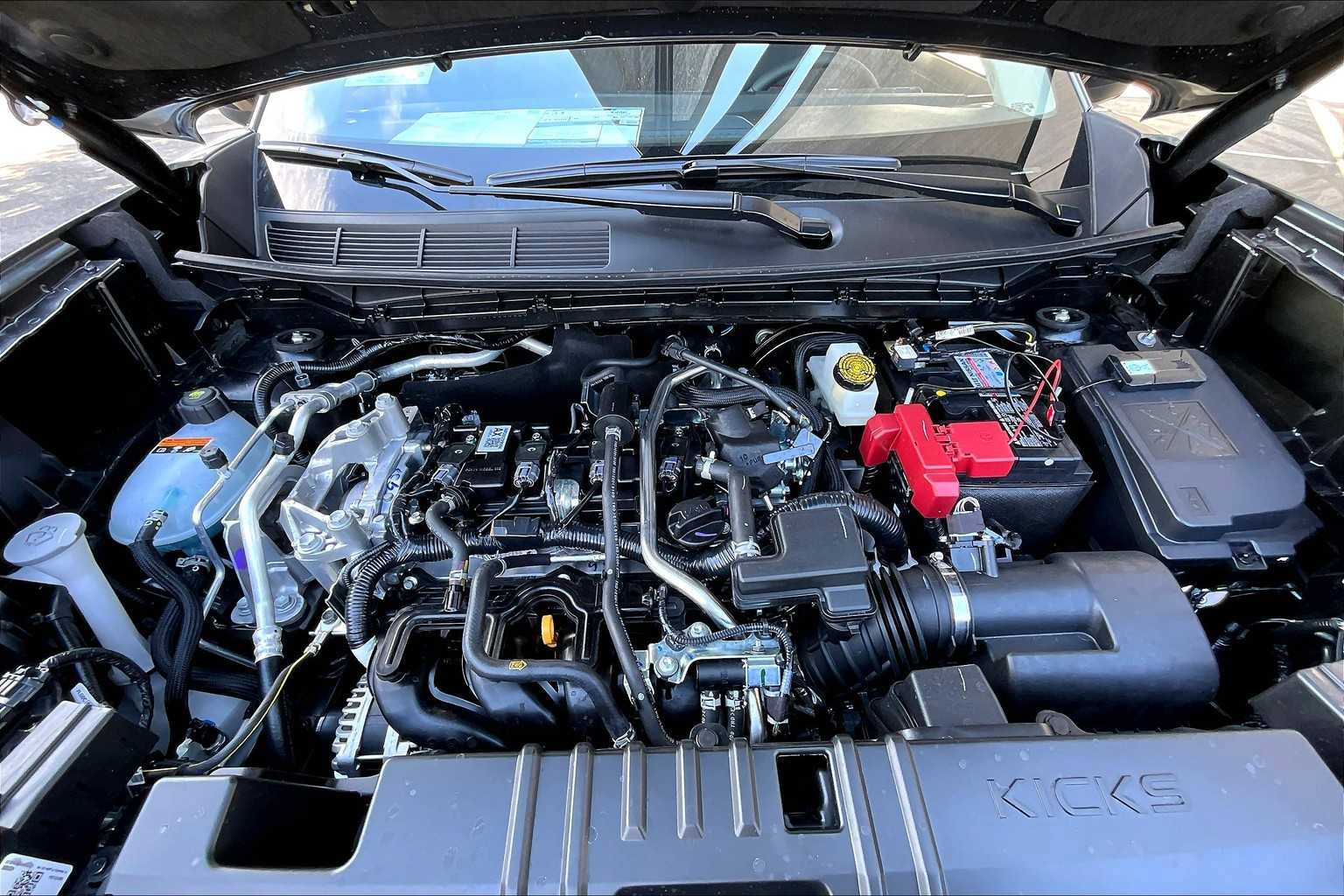 New 2026 Nissan Kicks SR image 16