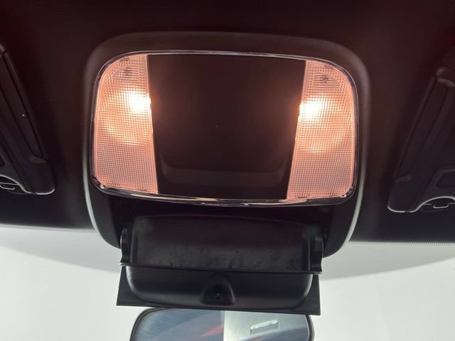 Used 2023 Dodge Charger SXT RWD image 36